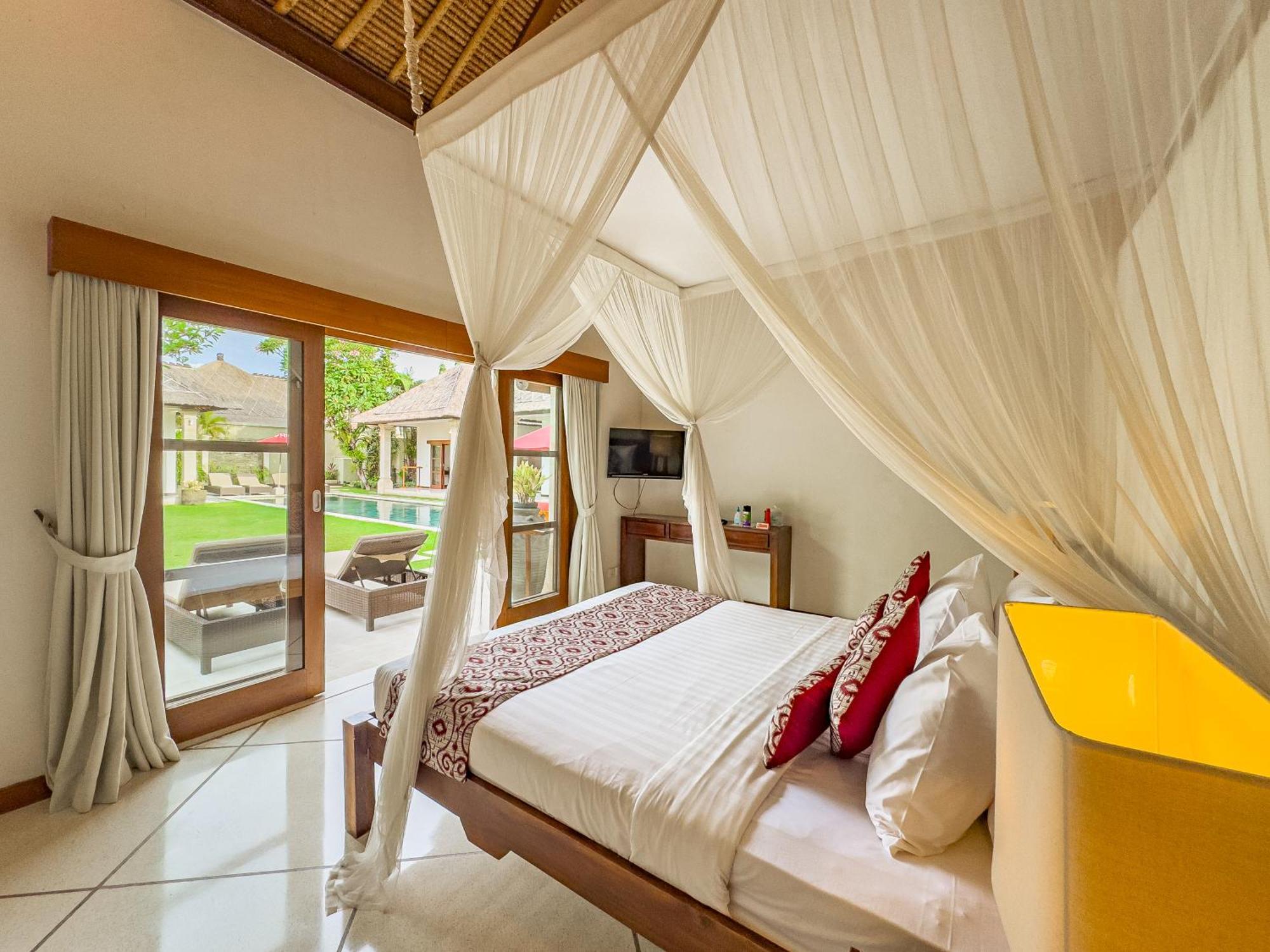 Villa Bugis Drupadi Seminyak الغرفة الصورة