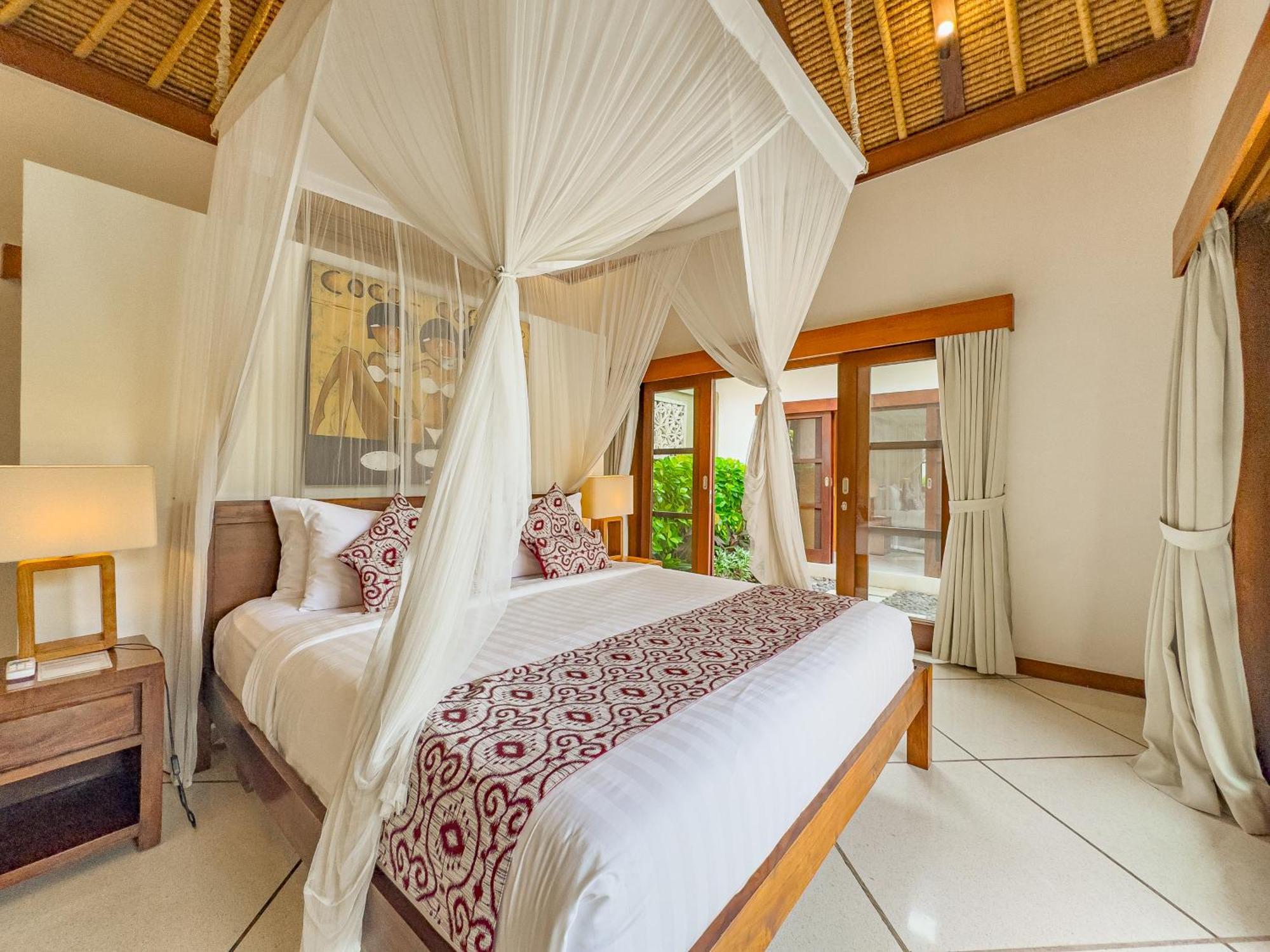 Villa Bugis Drupadi Seminyak الغرفة الصورة