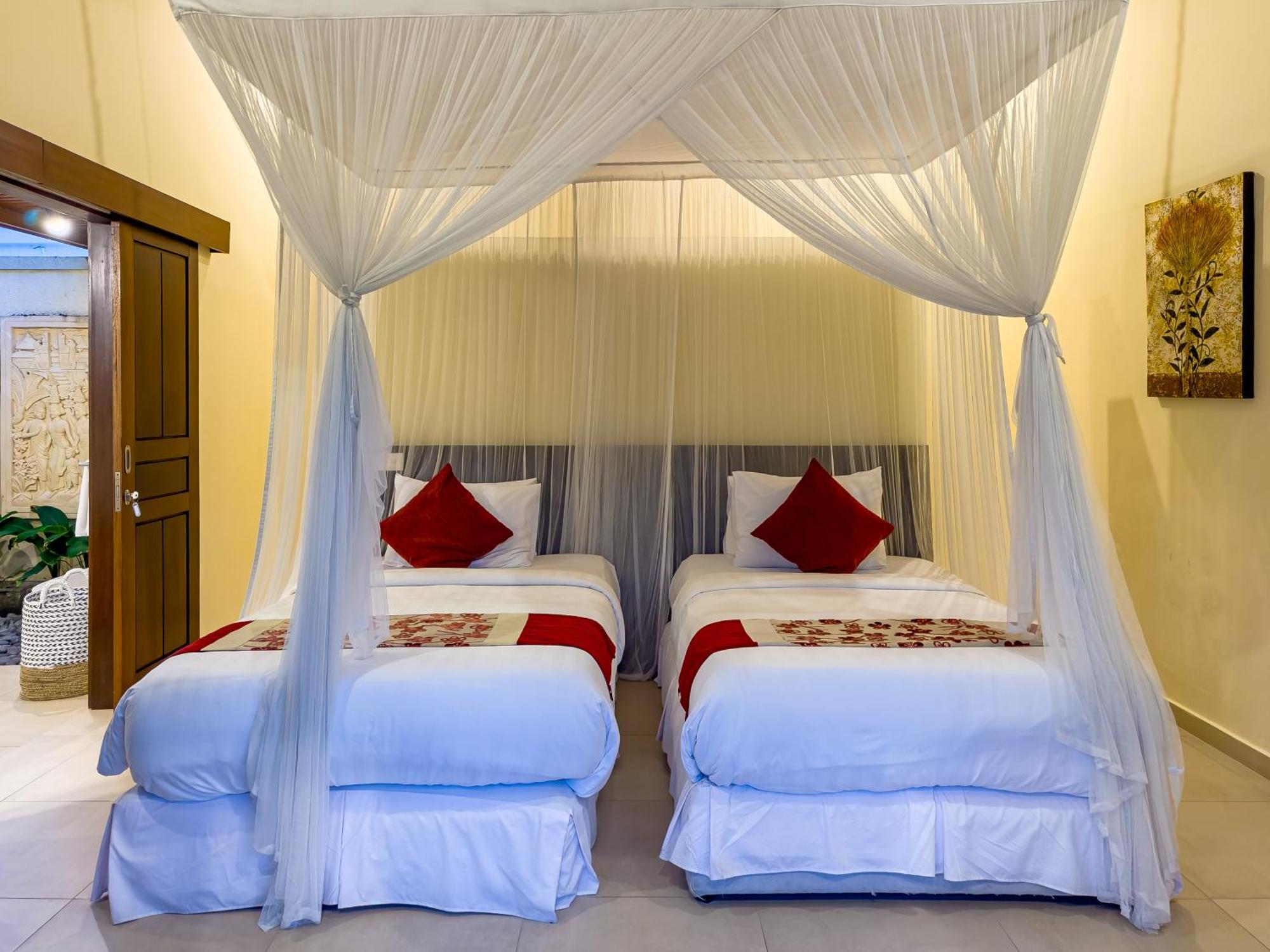 Villa Bugis Drupadi Seminyak الغرفة الصورة